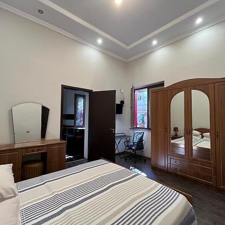 Old Batumi Apartment On Kostava 9 外观 照片