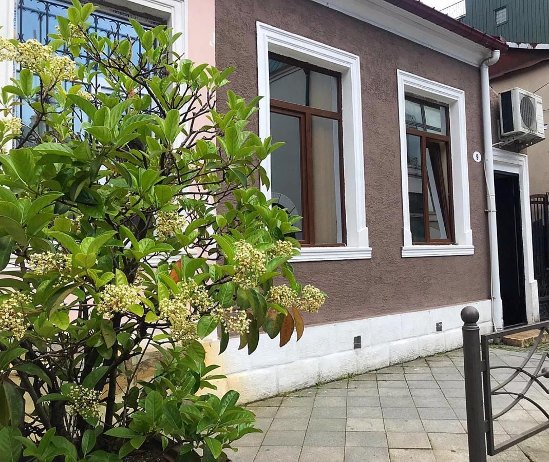 Old Batumi Apartment On Kostava 9 外观 照片