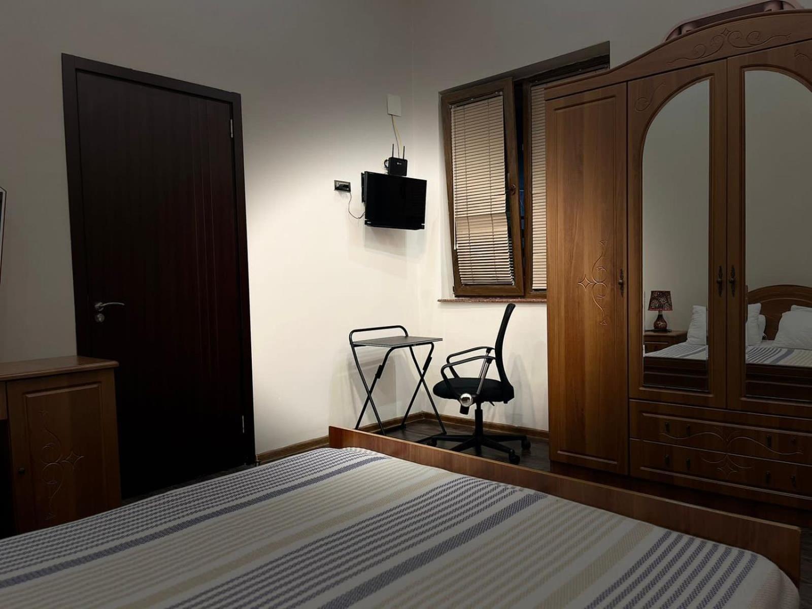 Old Batumi Apartment On Kostava 9 外观 照片