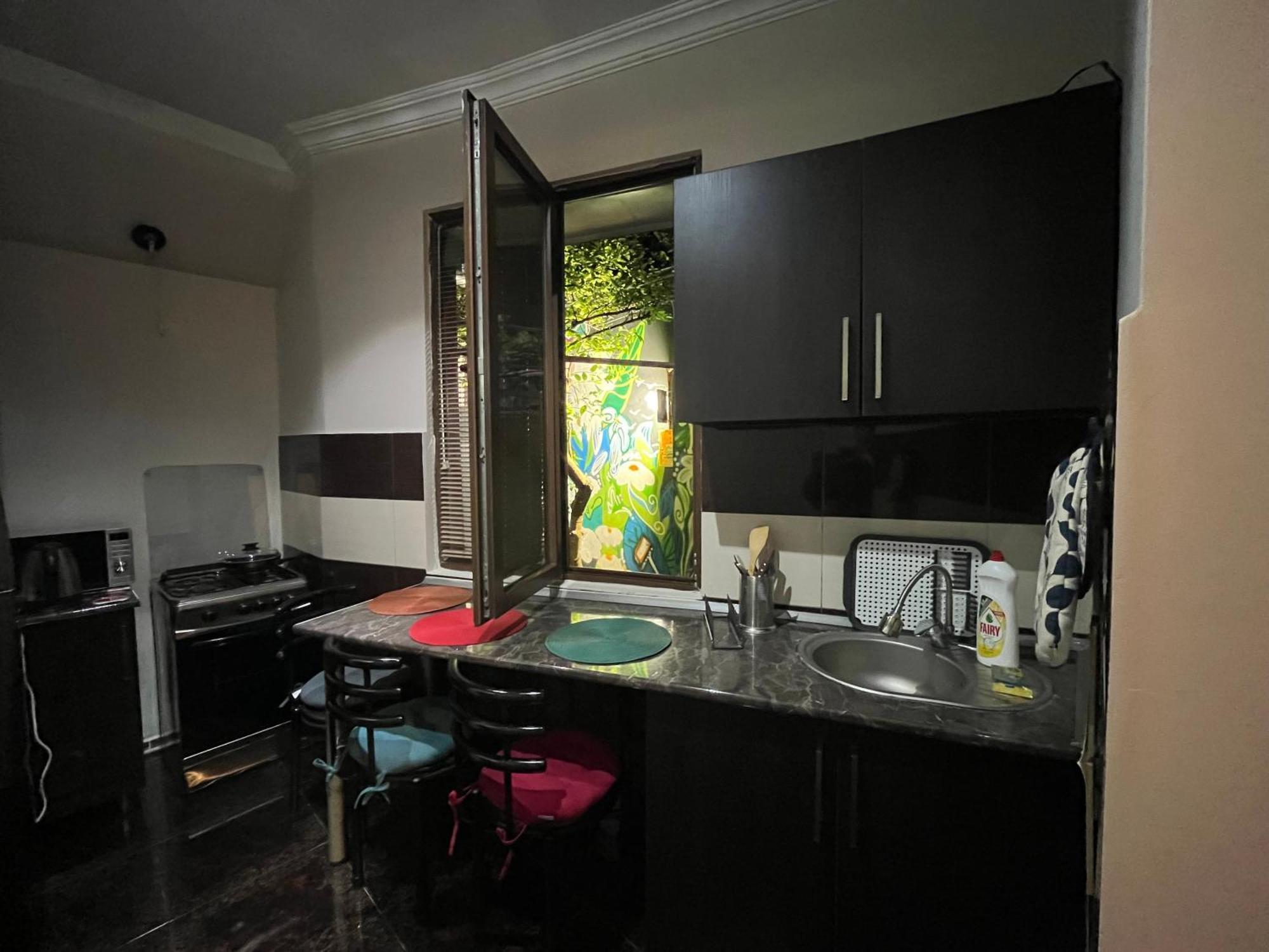 Old Batumi Apartment On Kostava 9 外观 照片