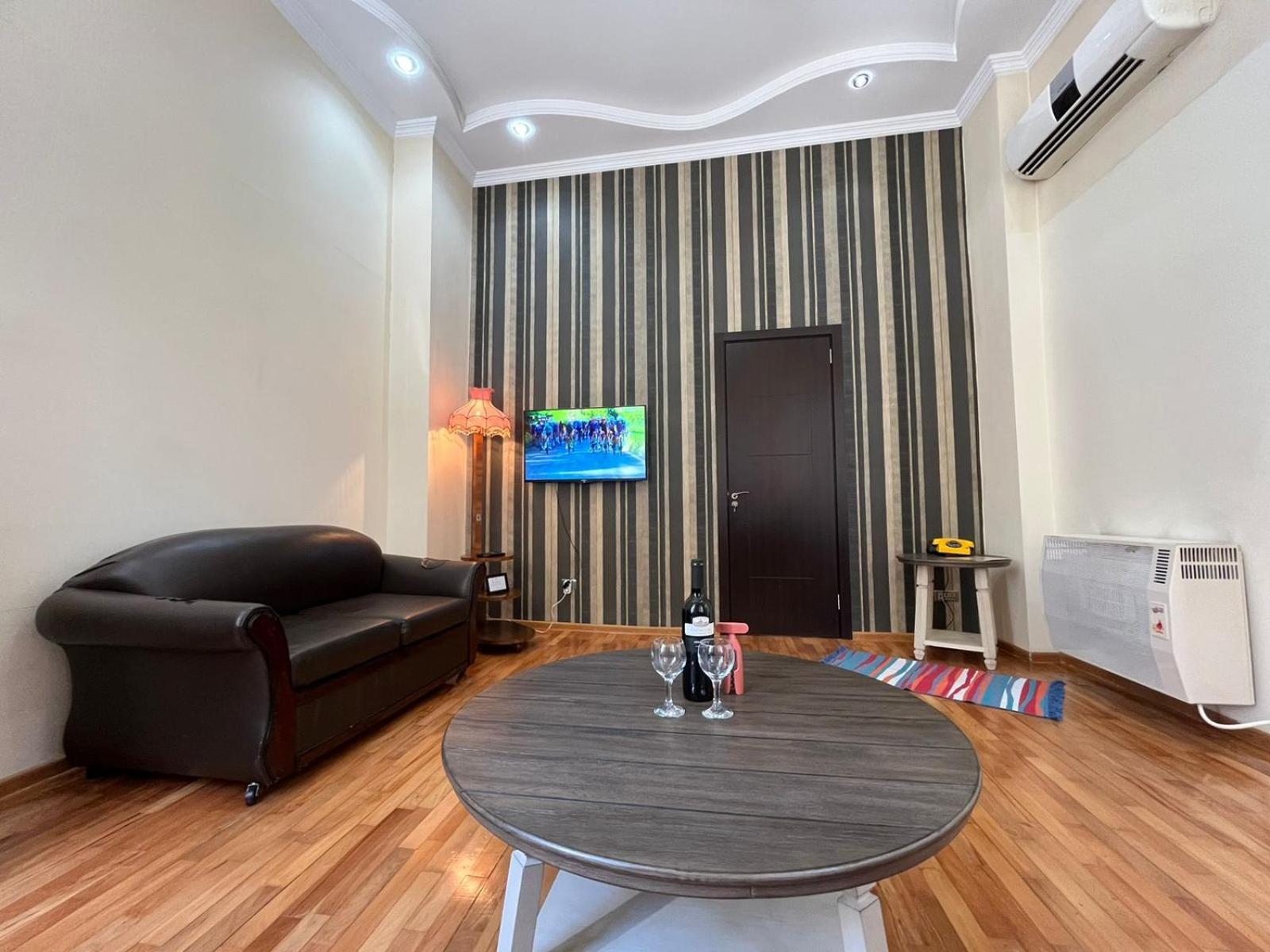Old Batumi Apartment On Kostava 9 外观 照片