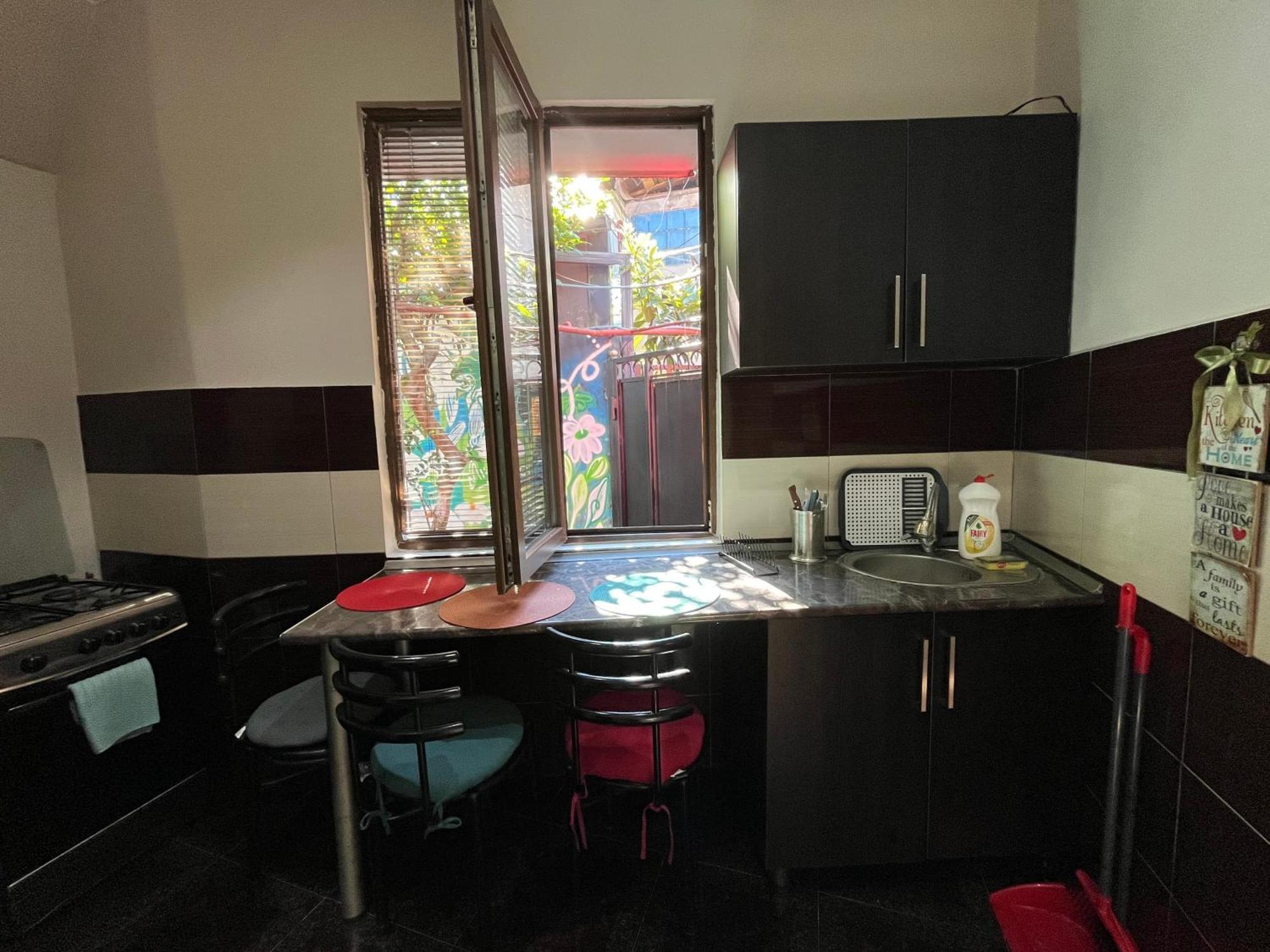 Old Batumi Apartment On Kostava 9 外观 照片